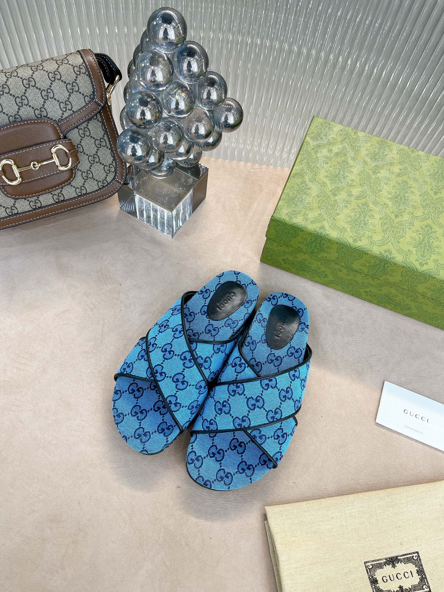 Gucci shoe275