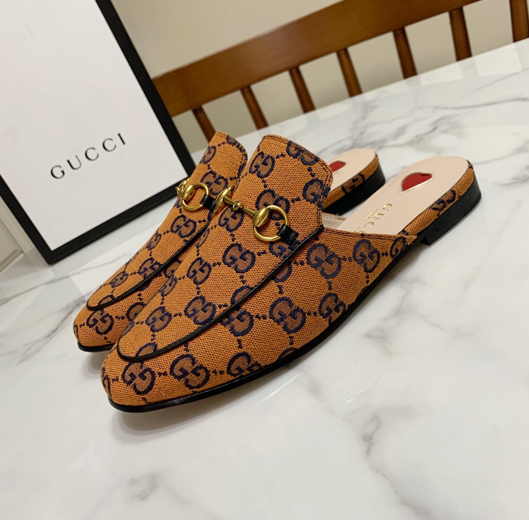 Gucci shoe326