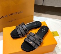 LV shoes93