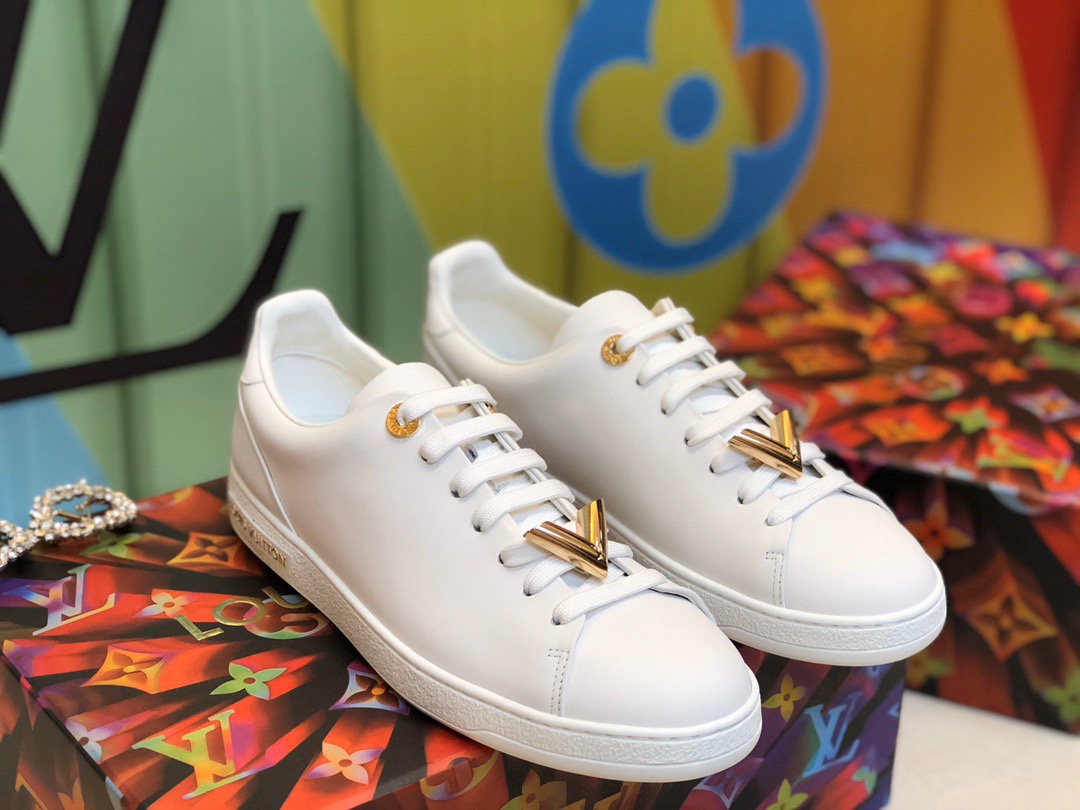 LV shoes176