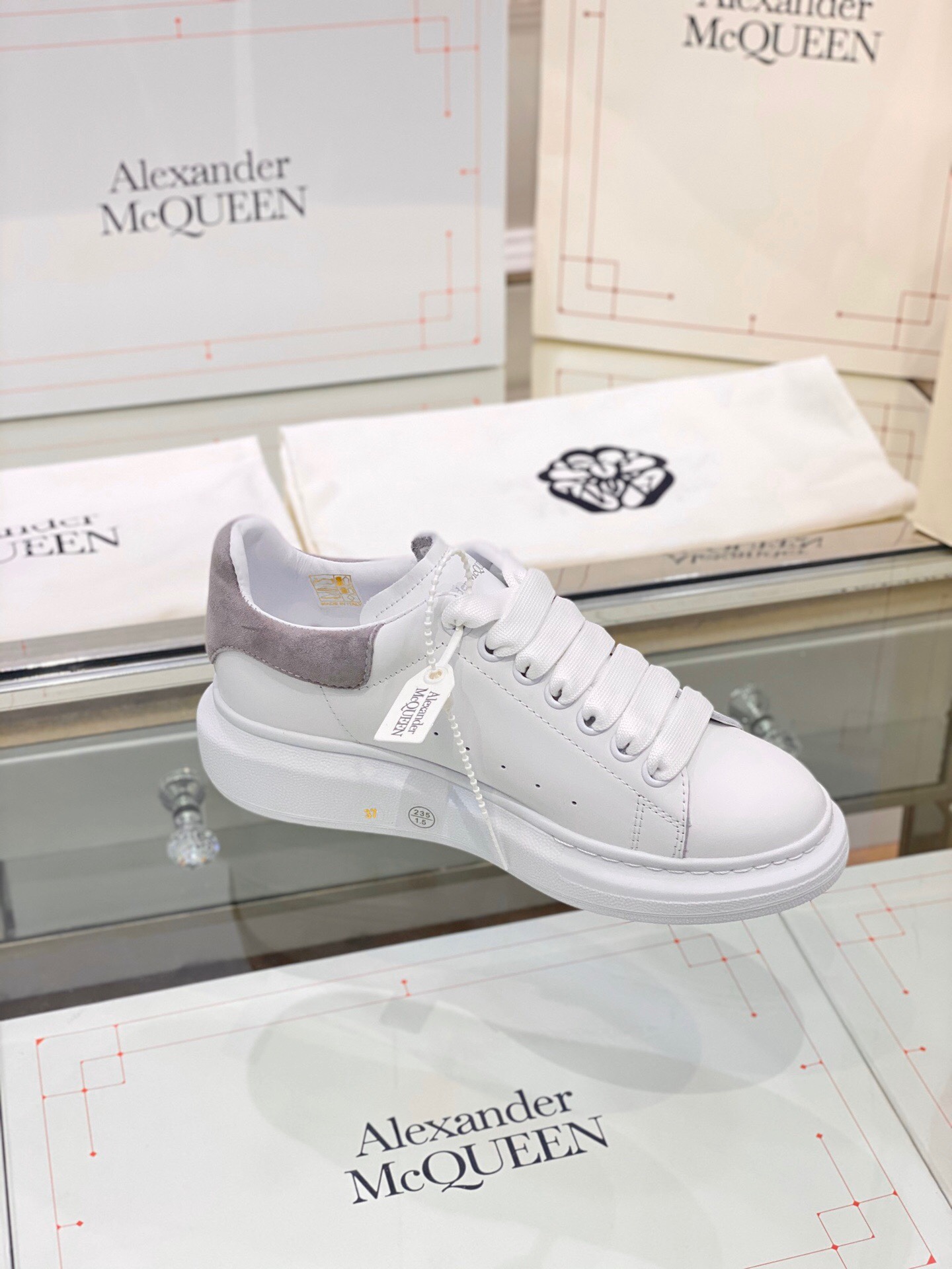 MQ shoes134