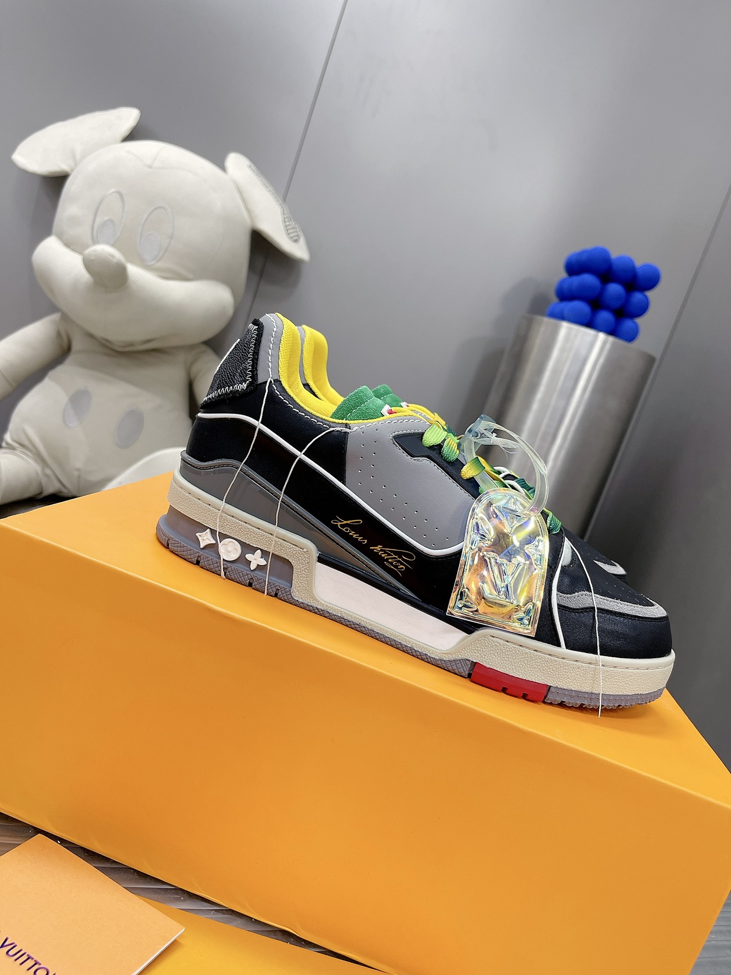 LV shoes271