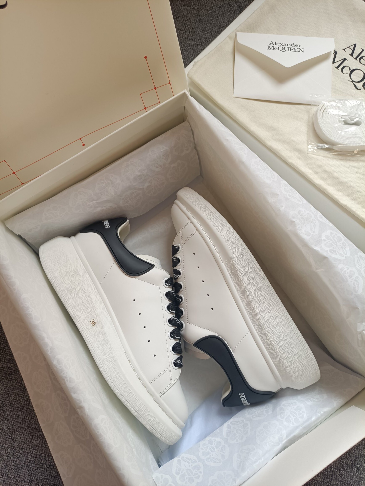 MQ shoes158