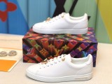 LV shoes176