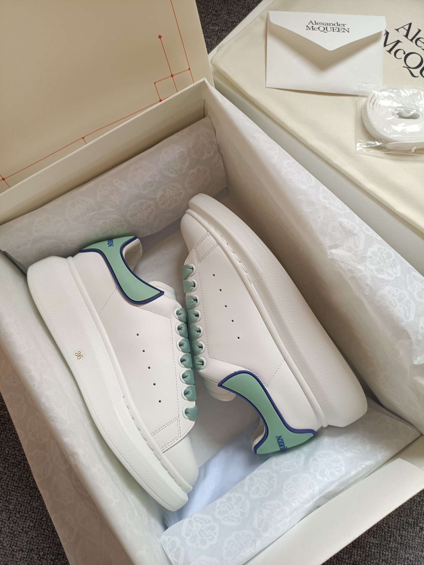 MQ shoes142
