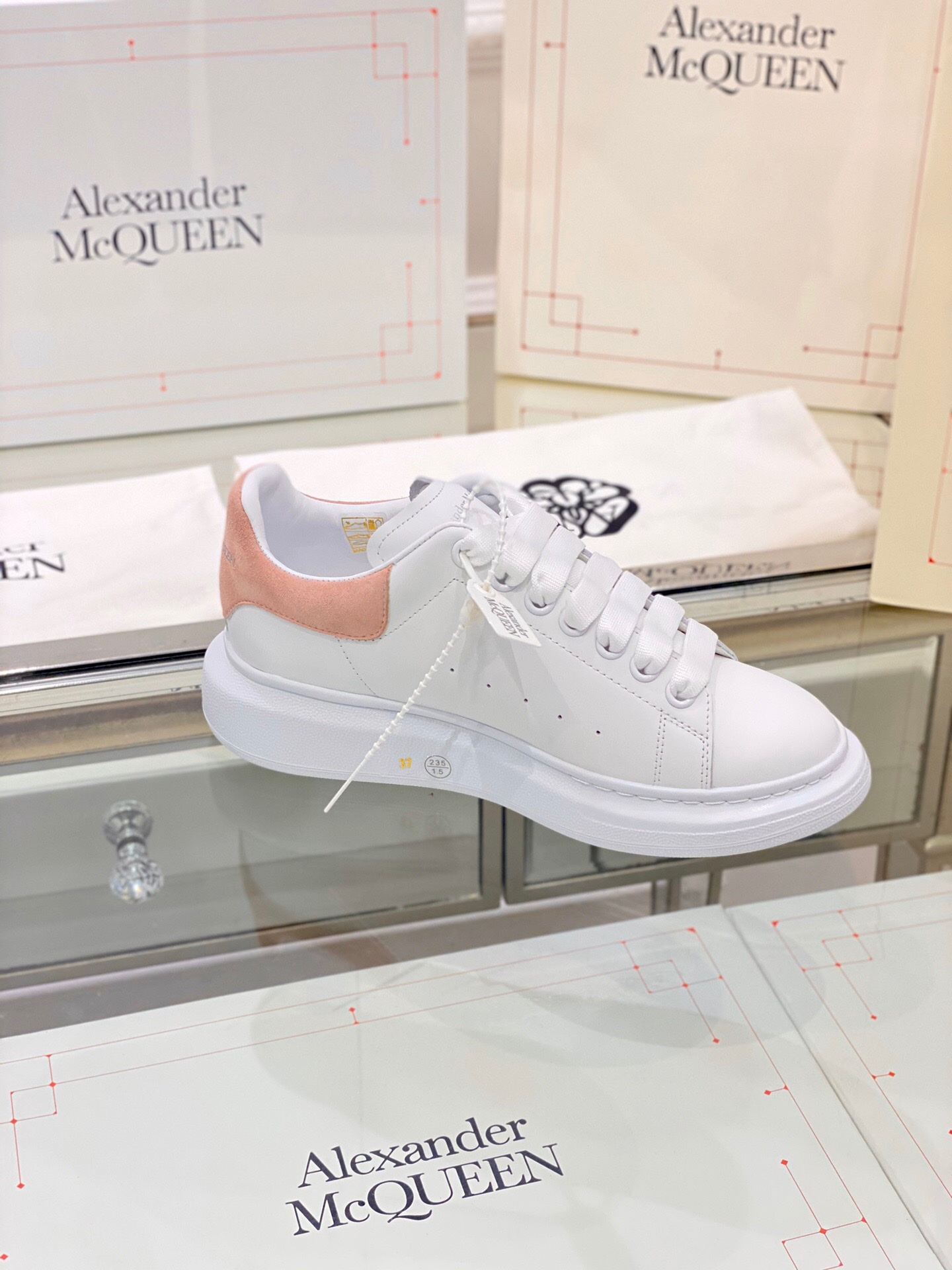 MQ shoes135