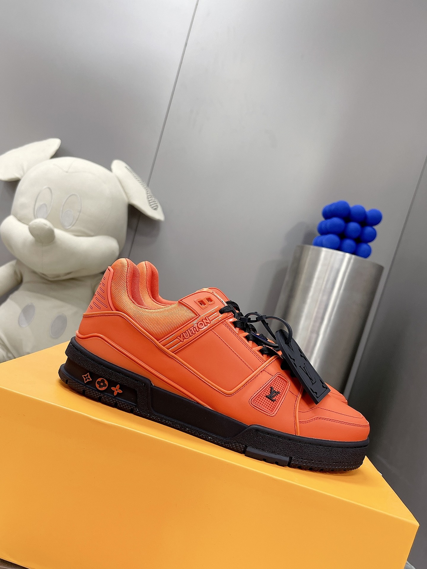 LV shoes205