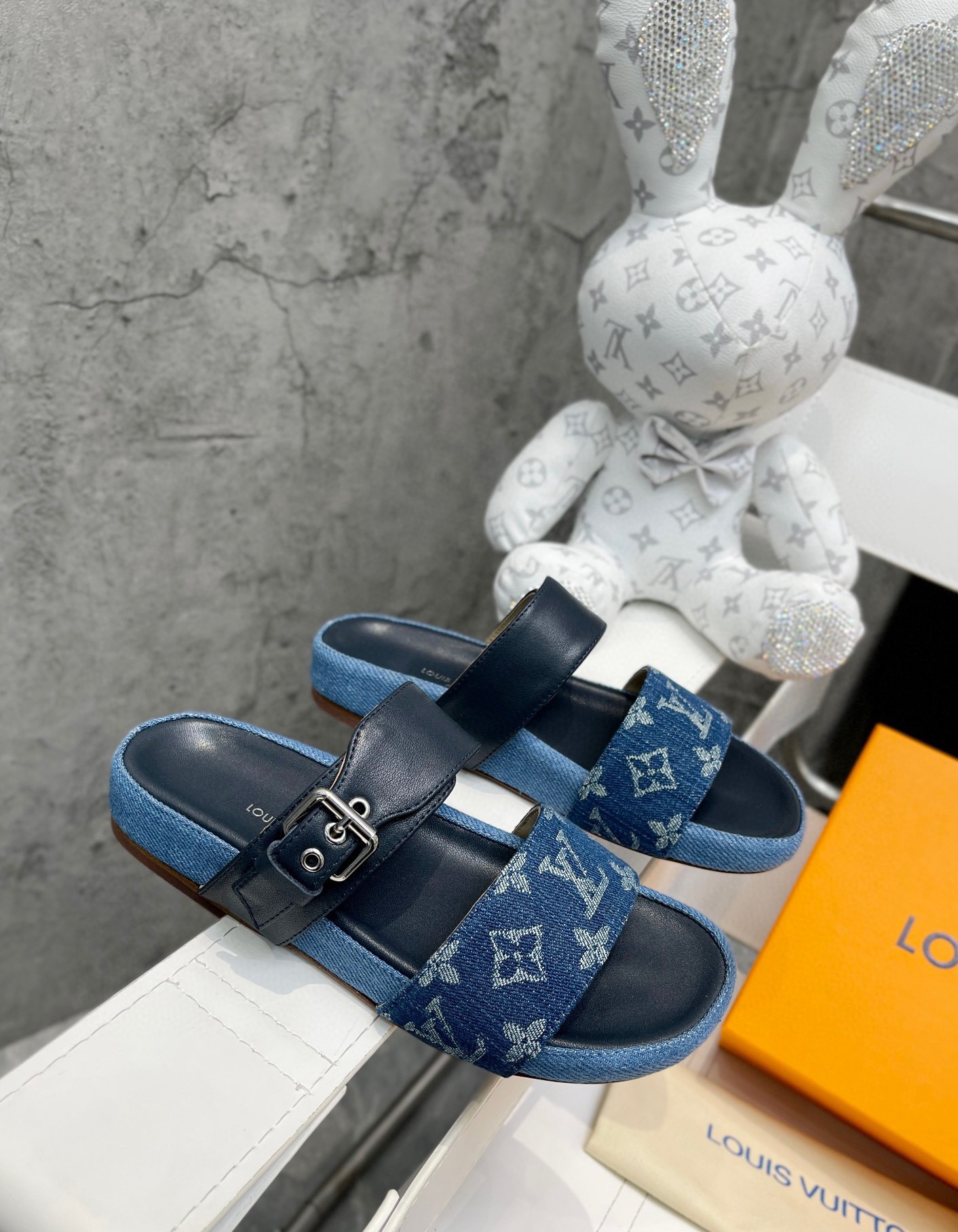 LV shoes66