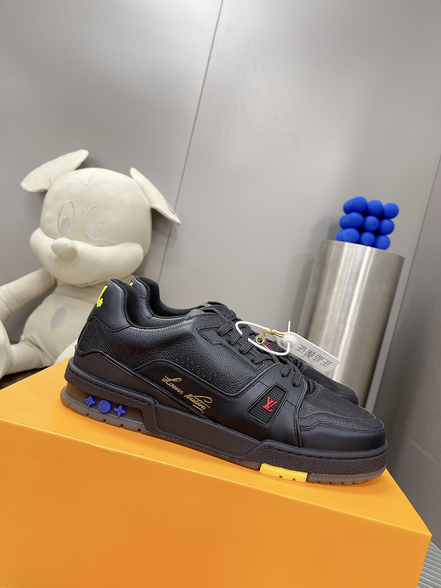 LV shoes277