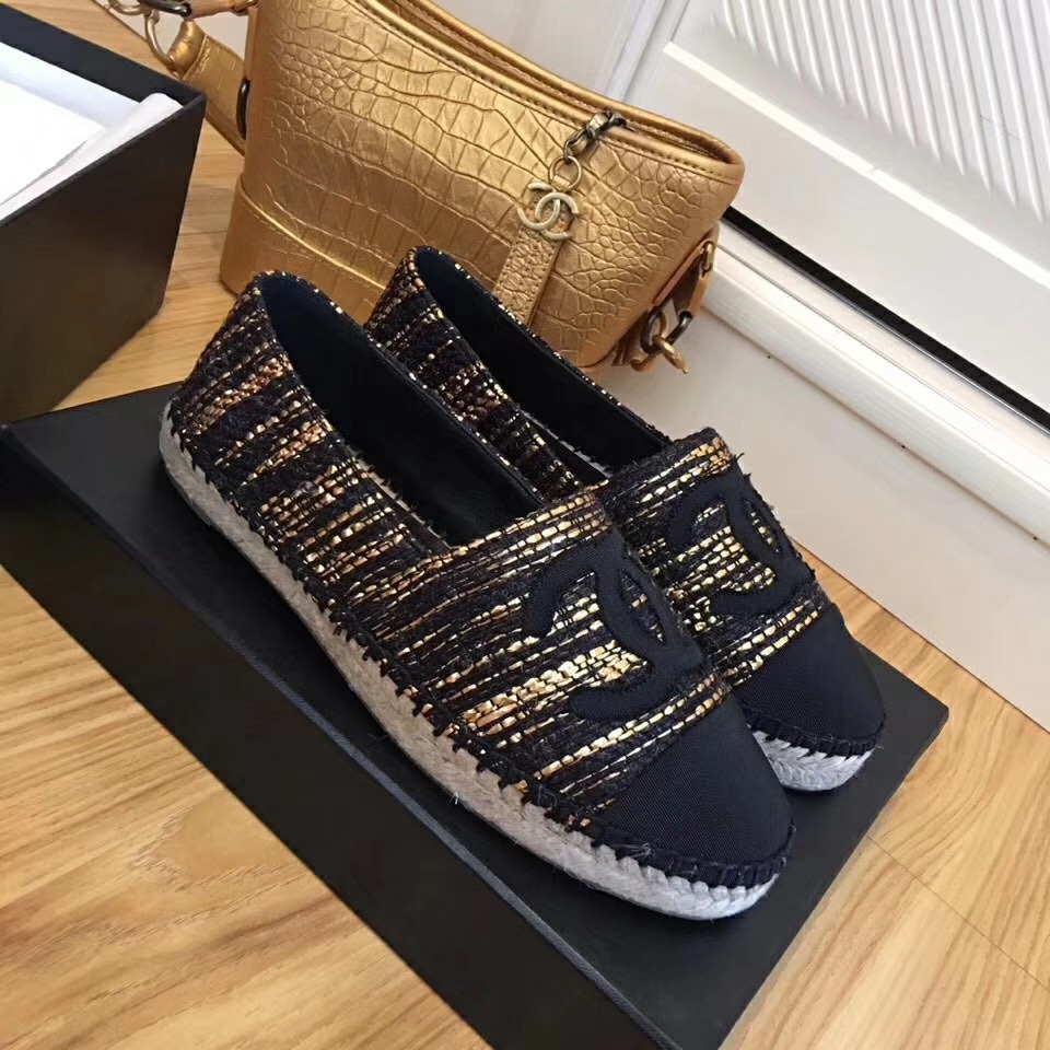 Chanel Shoes421