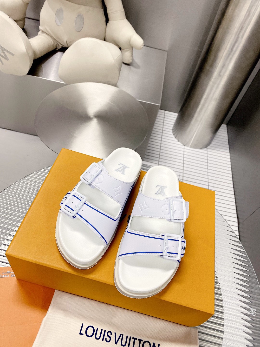 LV shoes51
