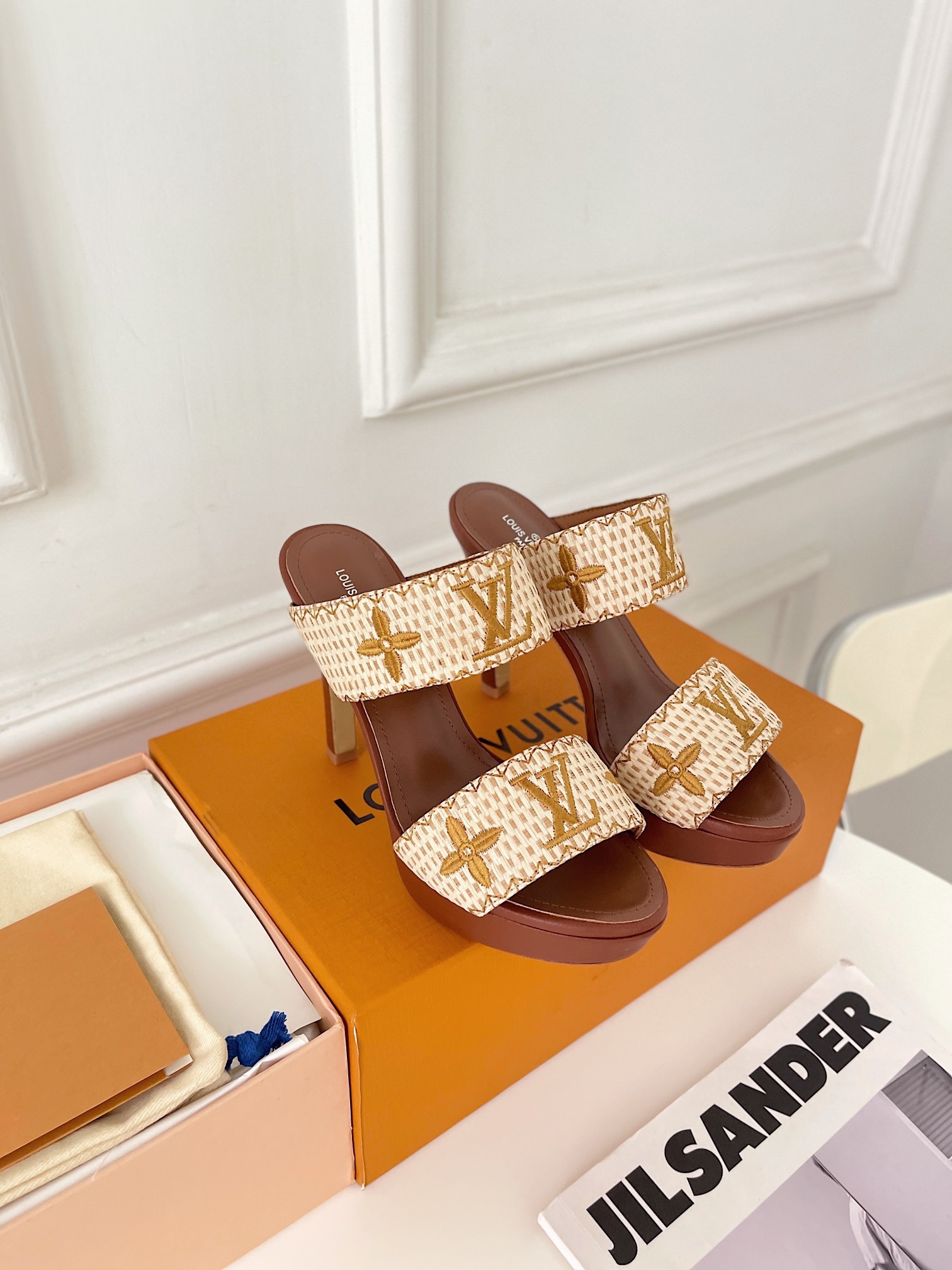 LV shoes78