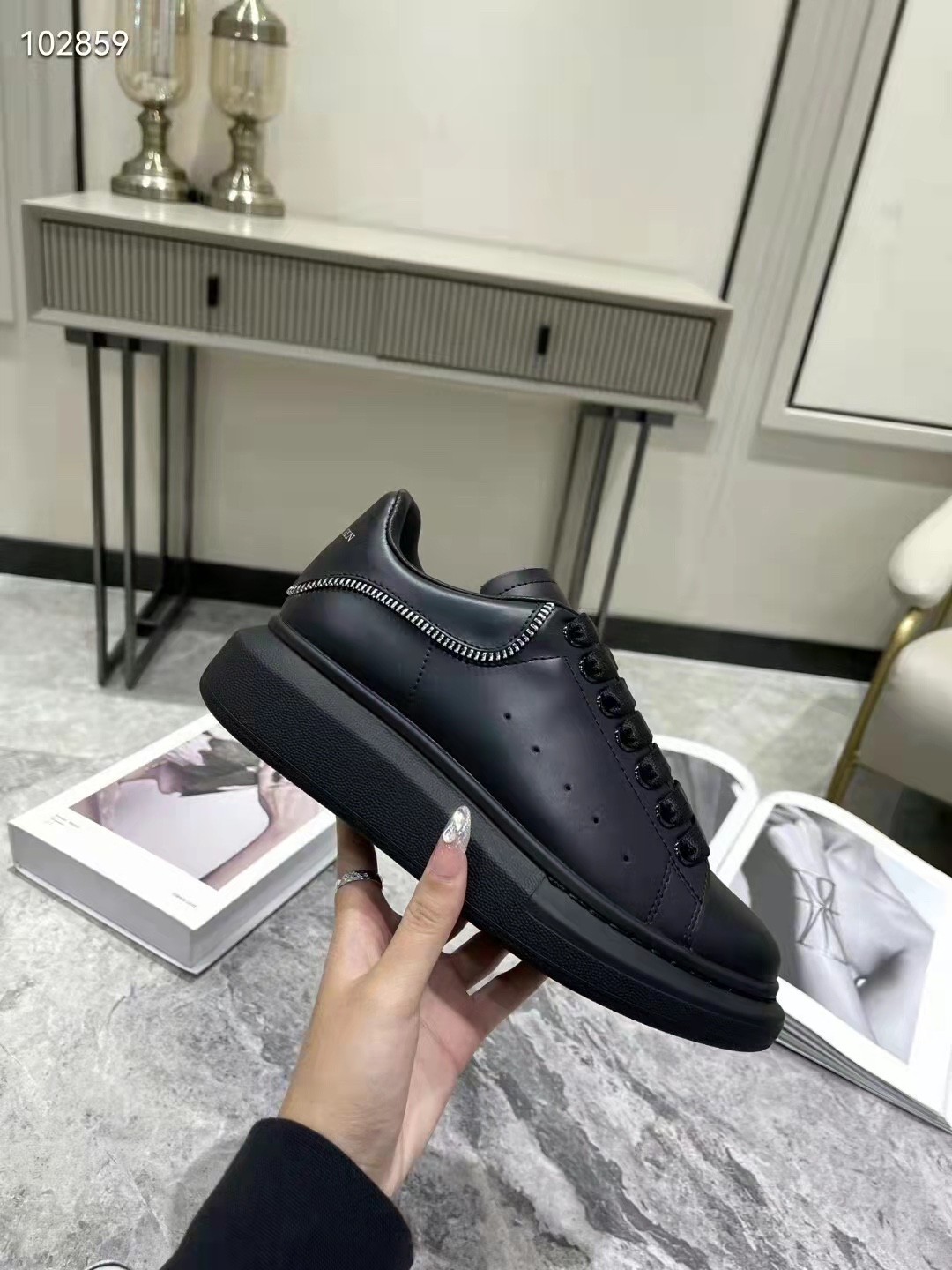 MQ shoes90