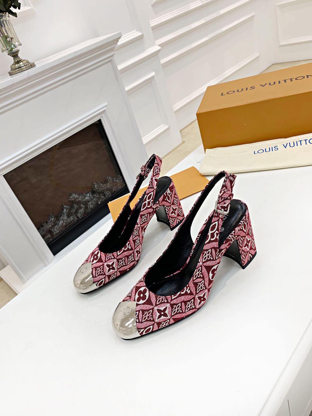 LV shoes105