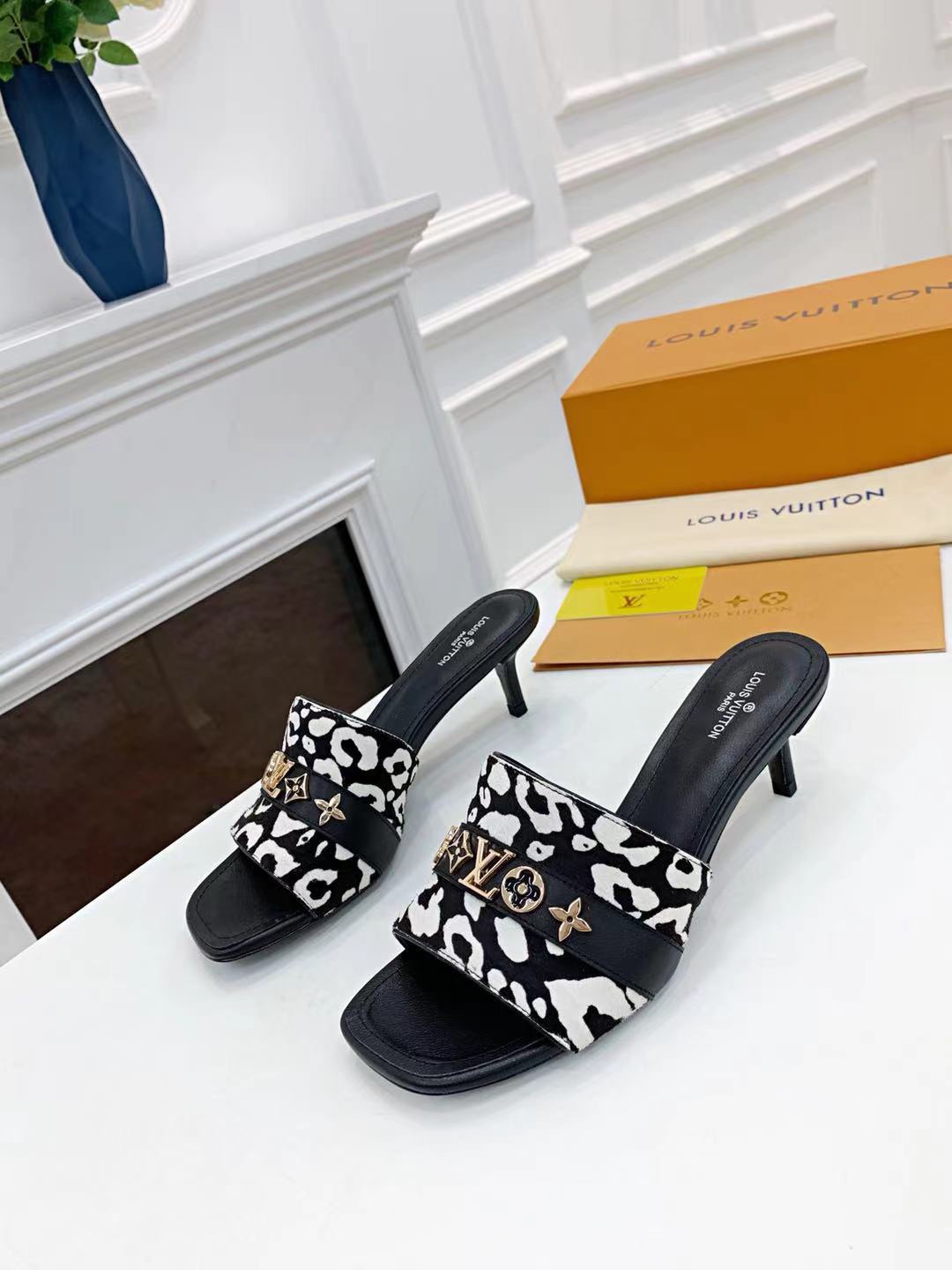 LV shoes84