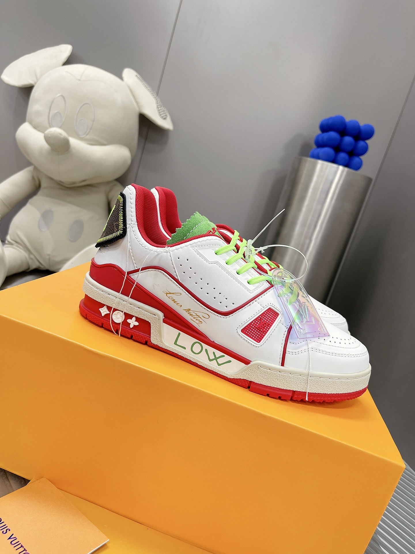 LV shoes267