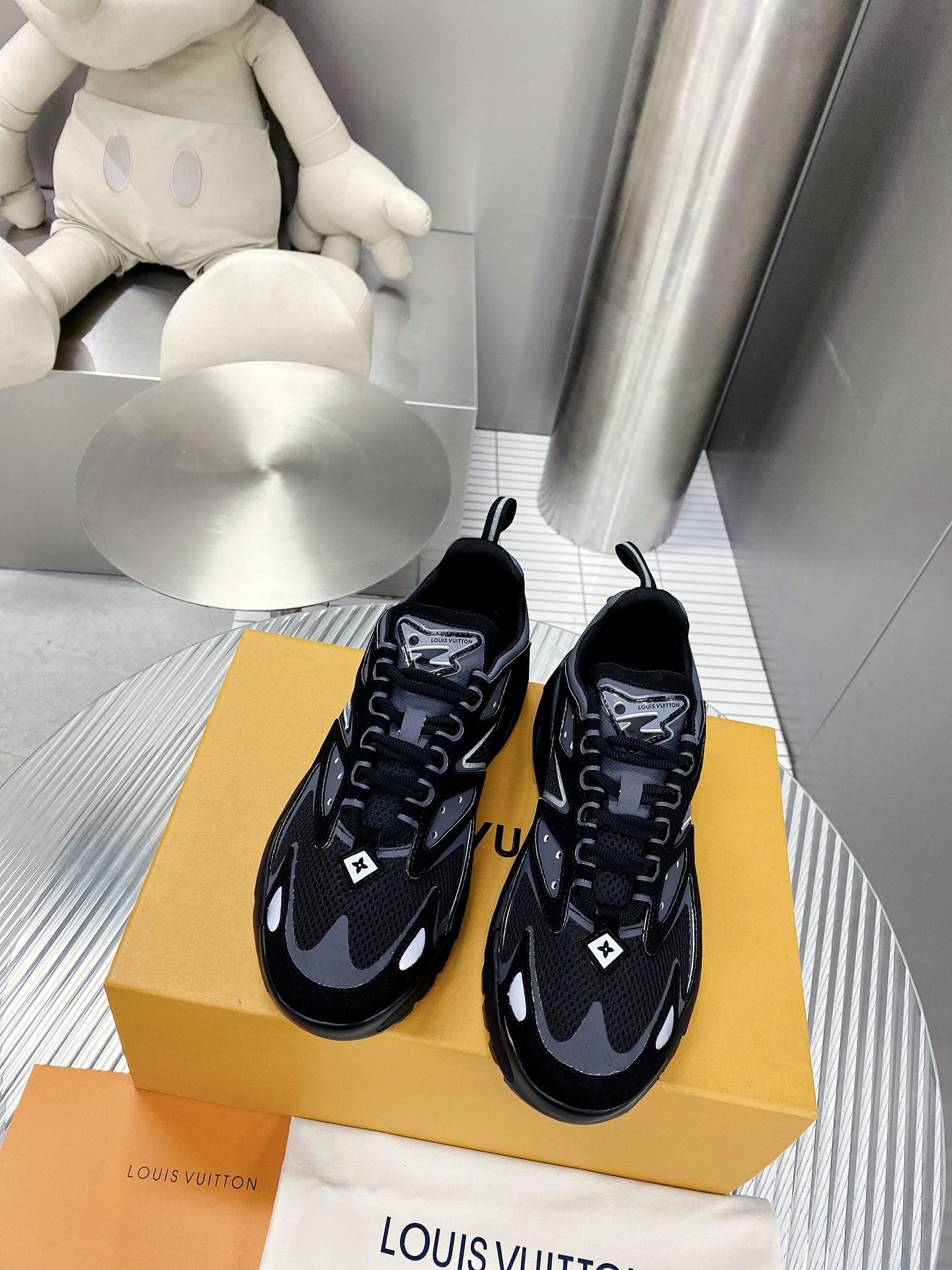 LV shoes131