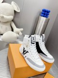 LV shoes185