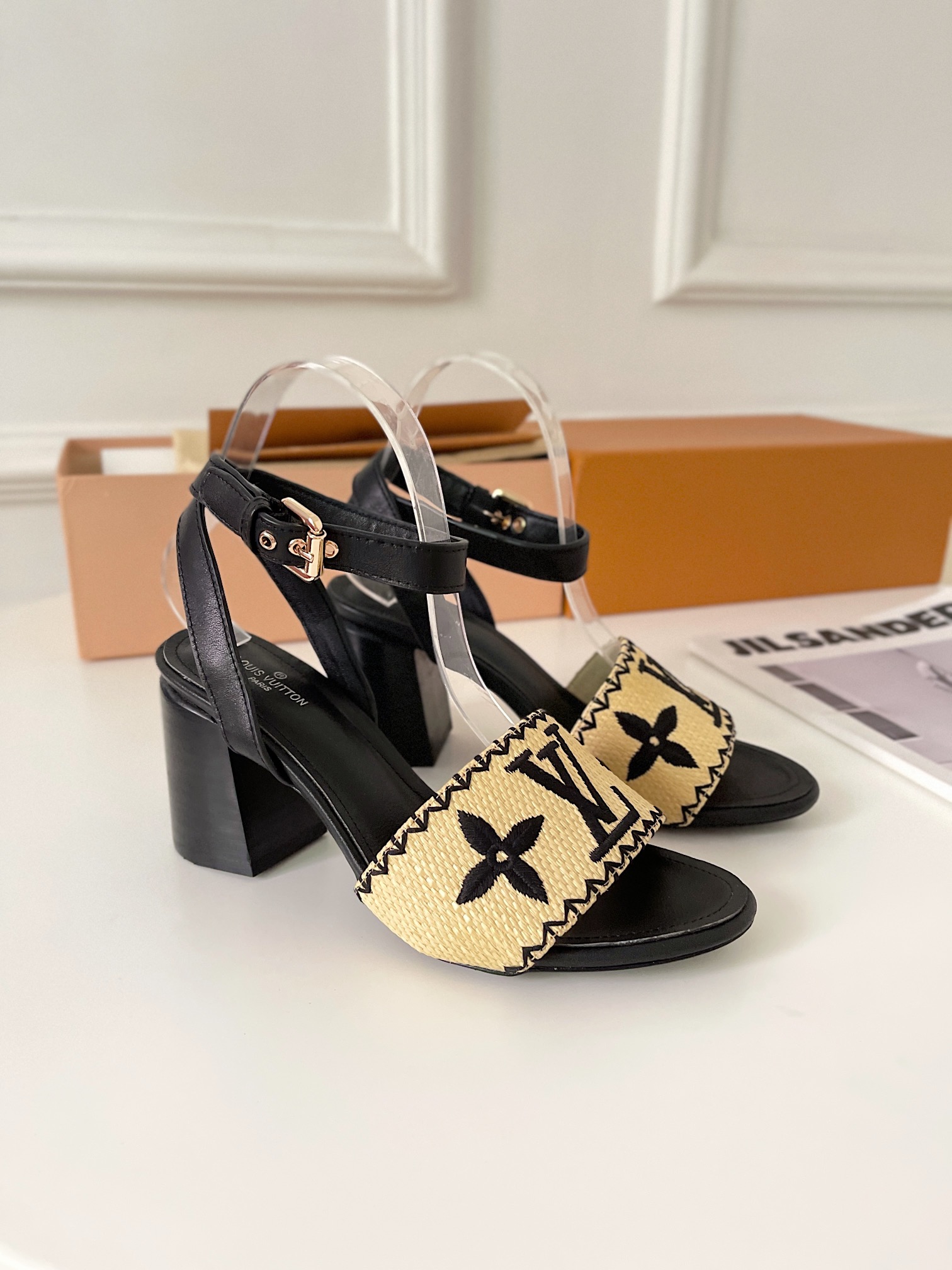 LV shoes75