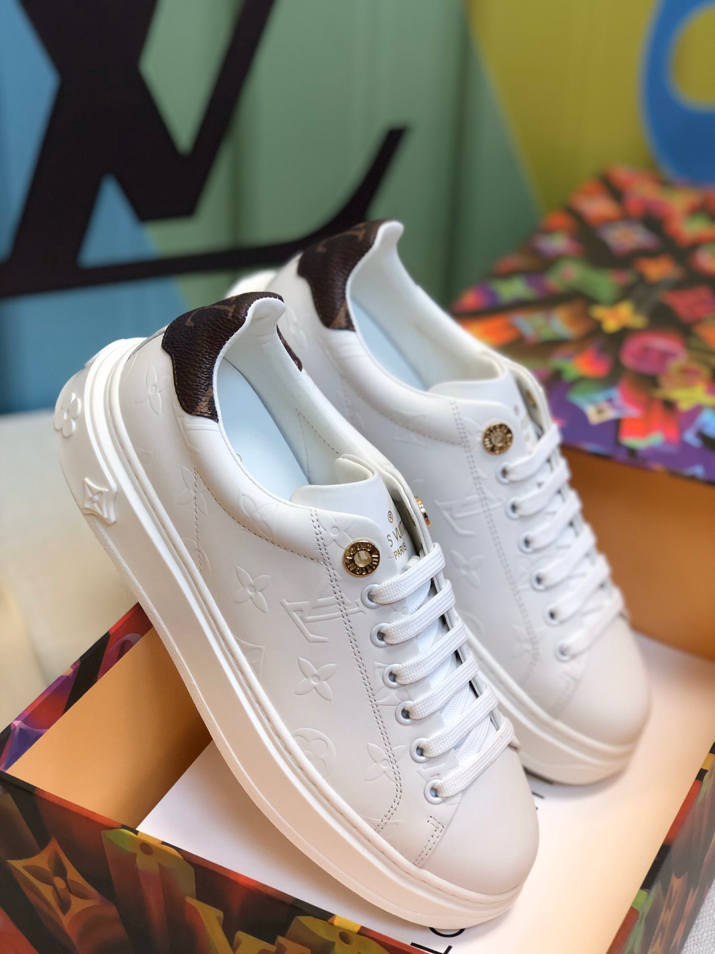 LV shoes178