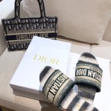 Dior shoes105