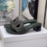 Dior shoes142