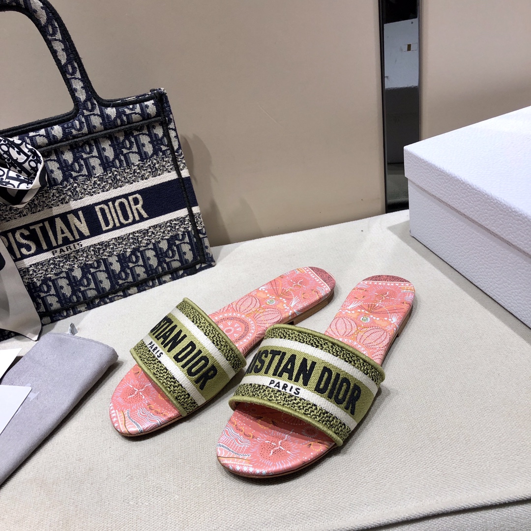 Dior shoes166
