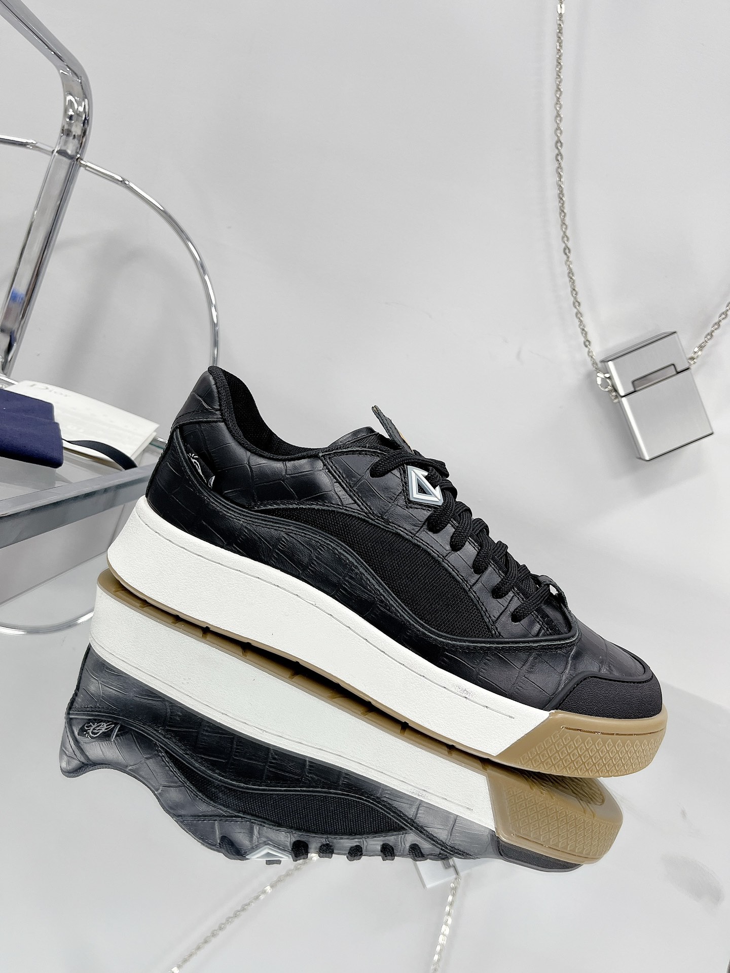 Dior shoes336