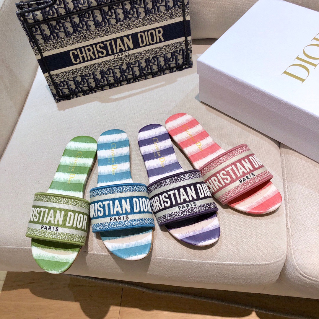 Dior shoes102