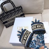 Dior shoes114