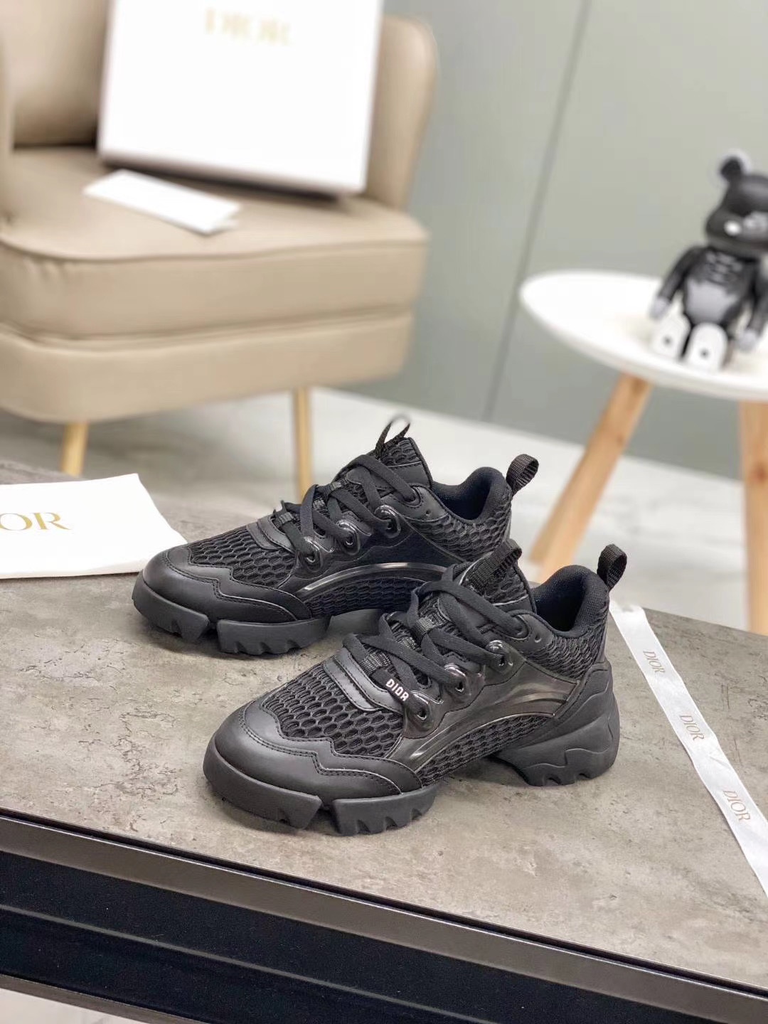 Dior shoes380