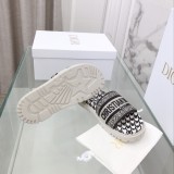 Dior shoes34