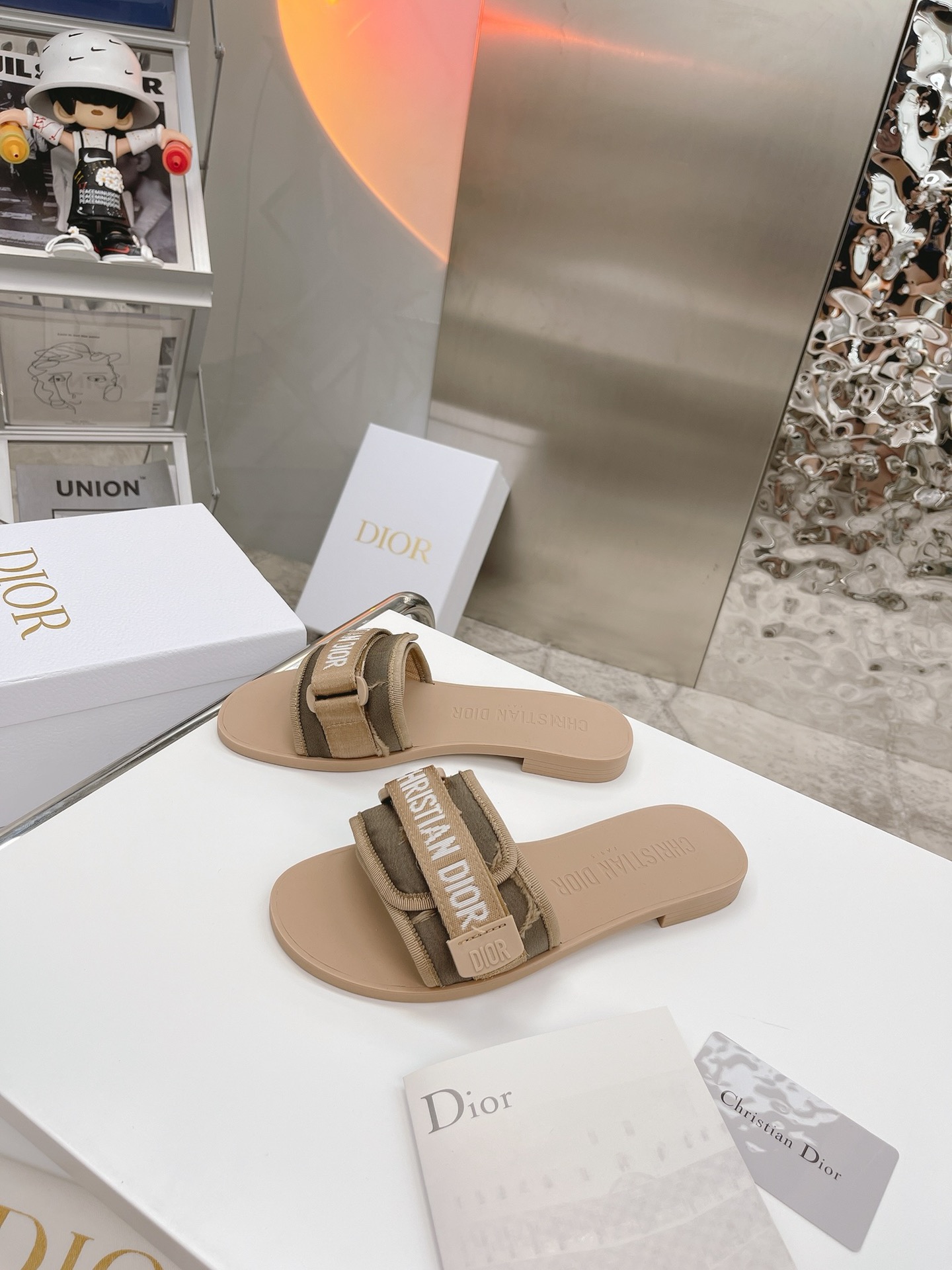 Dior shoes77