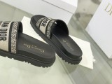 Dior shoes39
