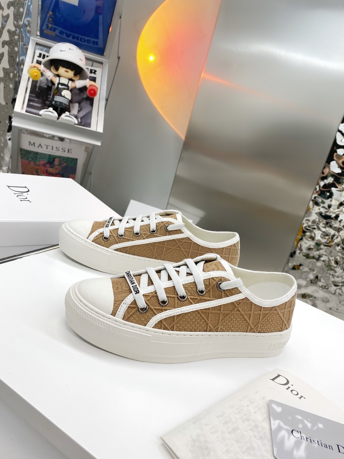 Dior shoes270