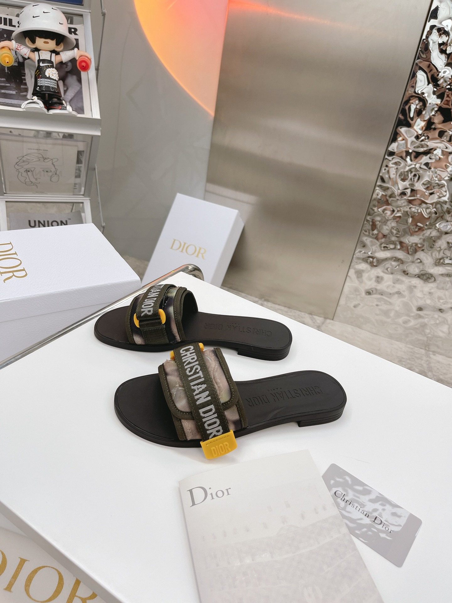 Dior shoes79