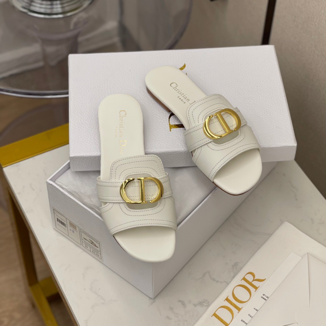 Dior shoes154