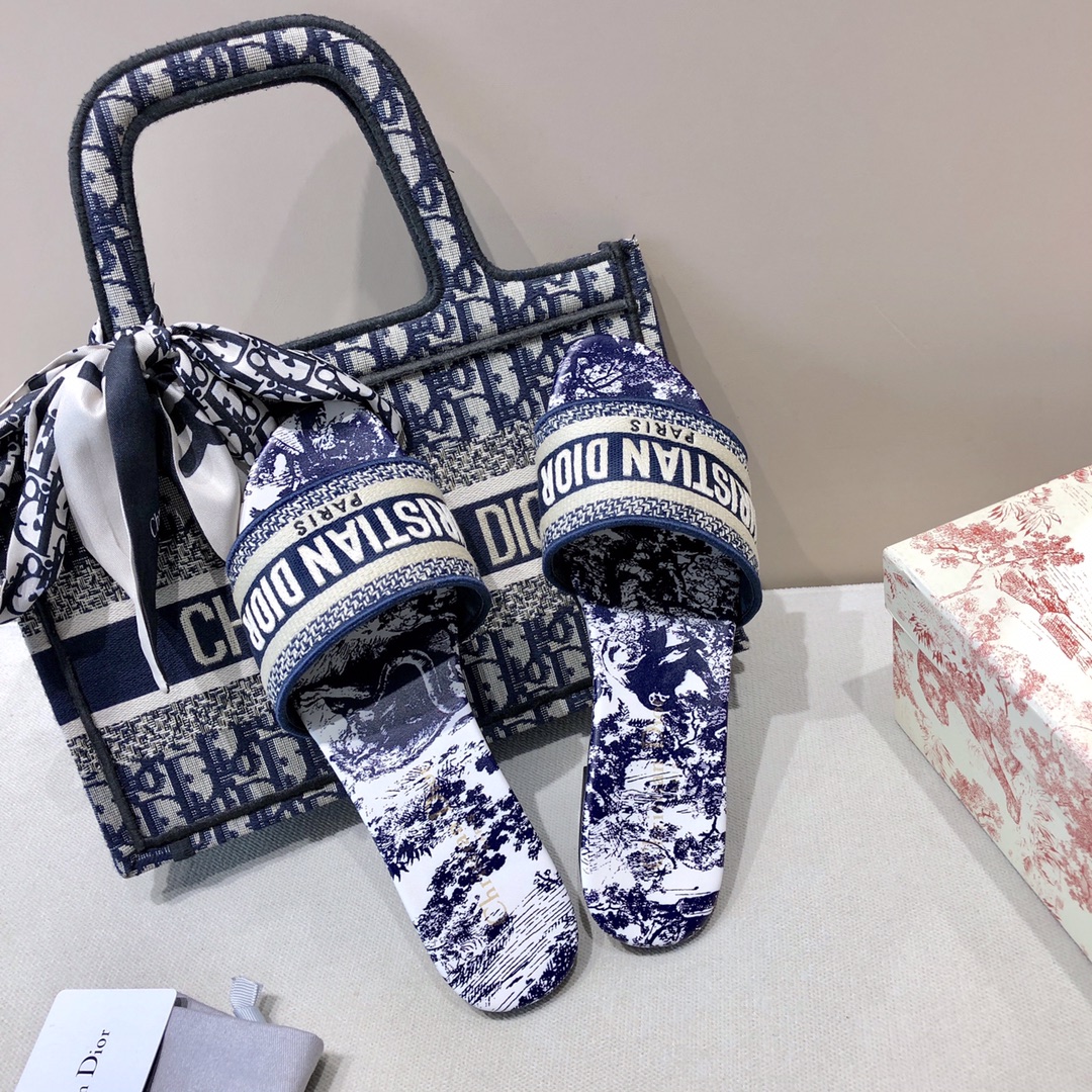 Dior shoes175