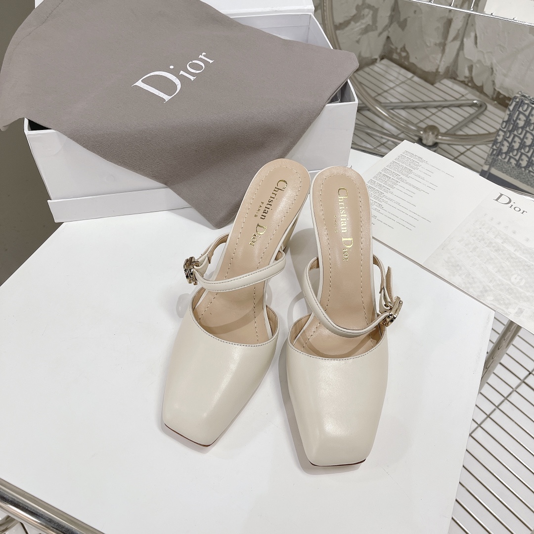 Dior Shoes - www.insluxy.com