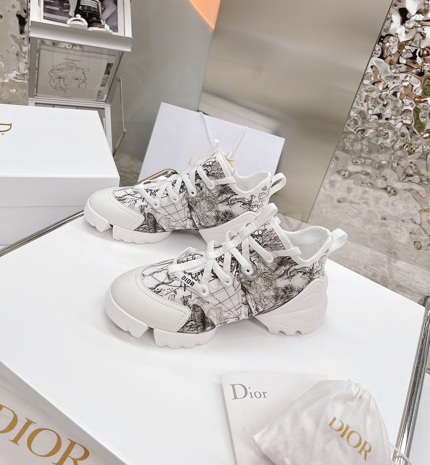 Dior shoes397