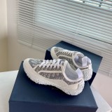 Dior shoes389