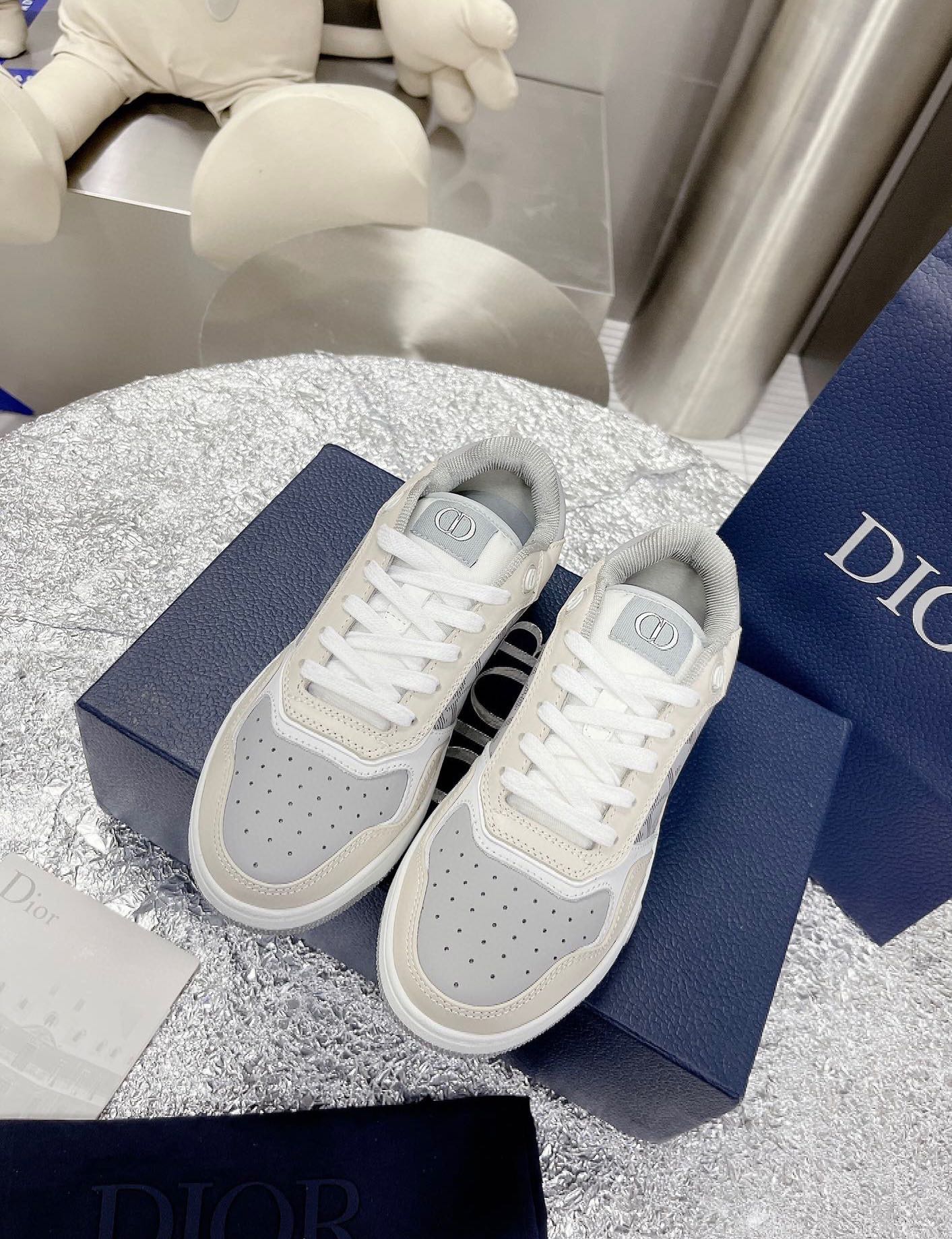 Dior shoes356