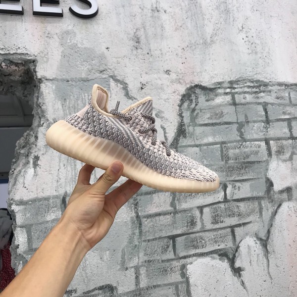 Yeezy28