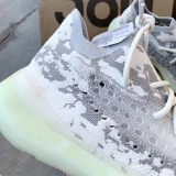Yeezy77