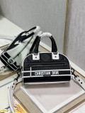 M6200