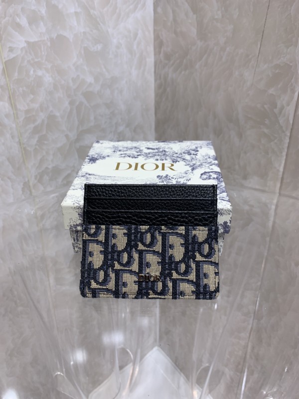 Dior wallet87