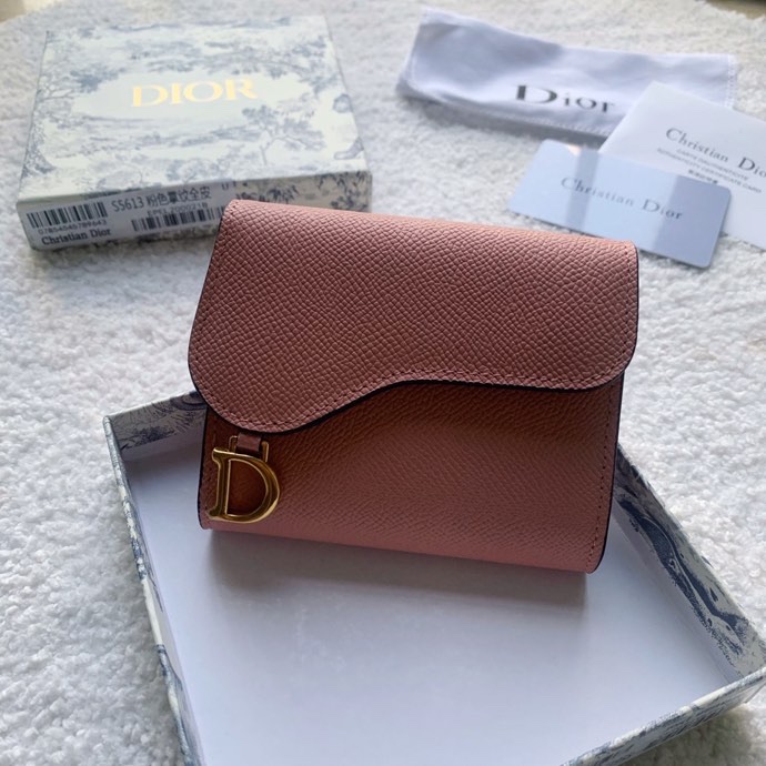 Dior wallet31