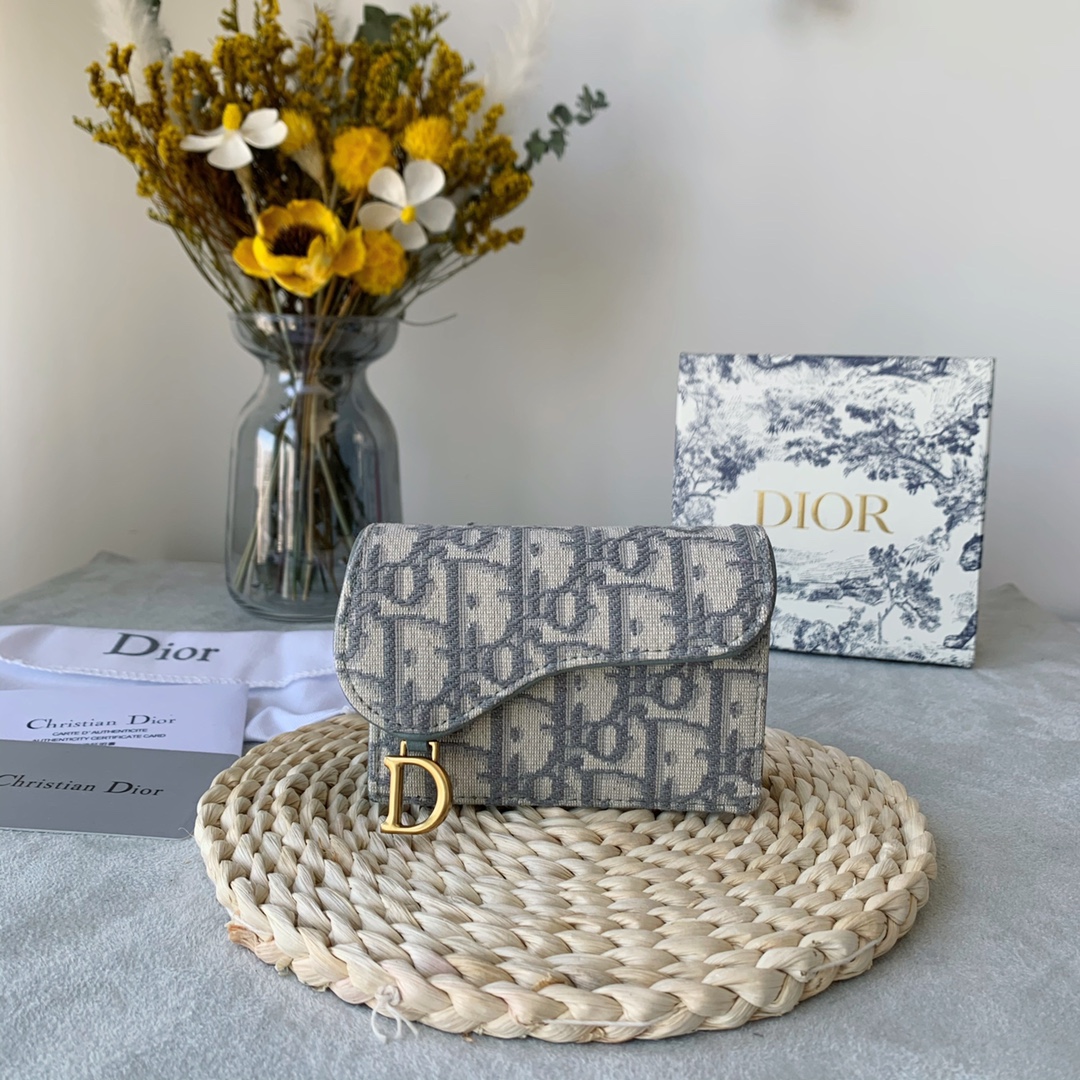 Dior wallet46