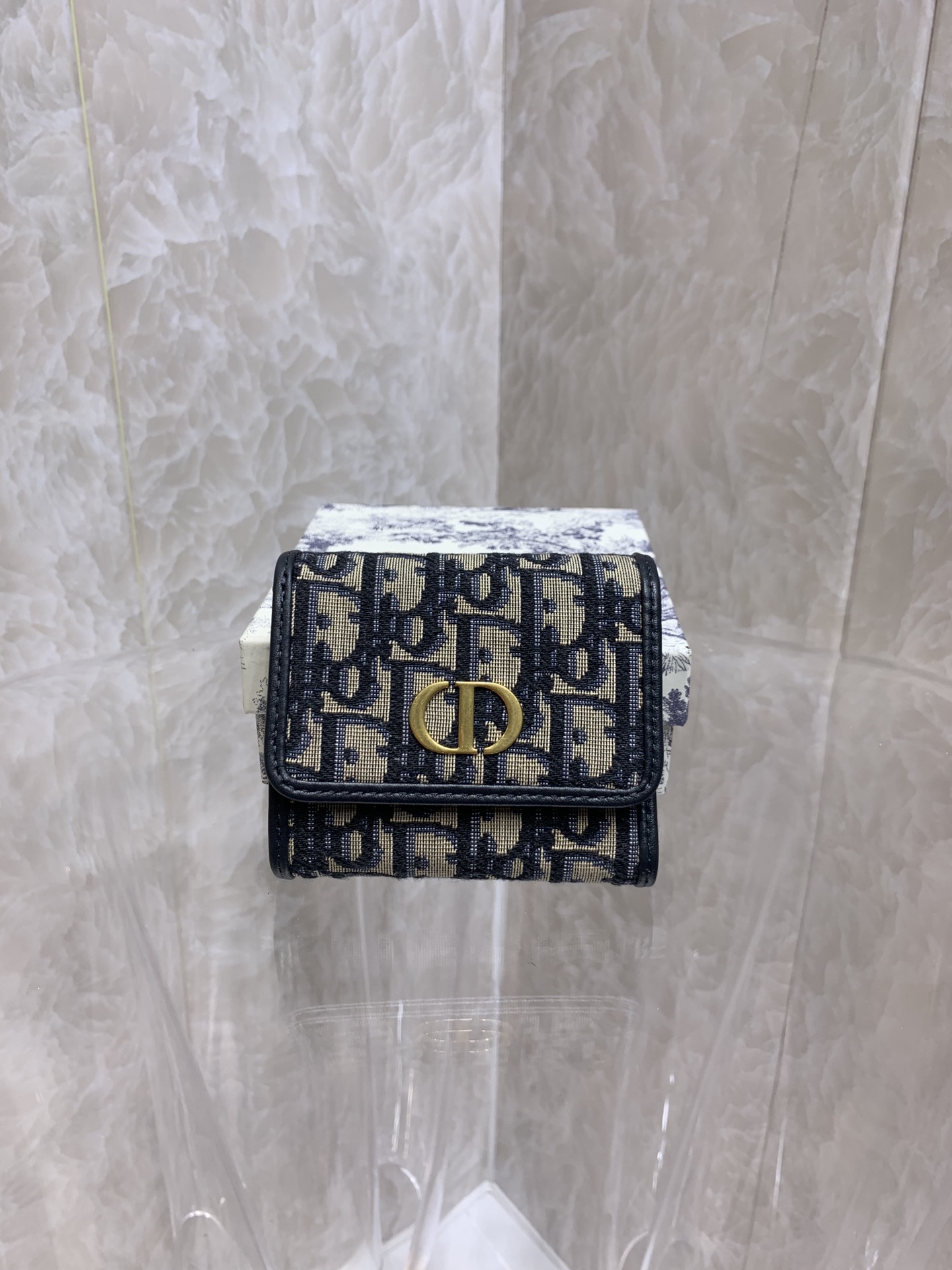 Dior wallet22