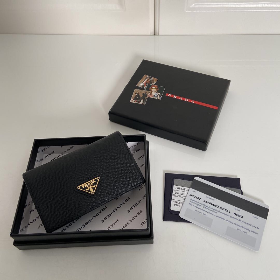 Prada wallet 51